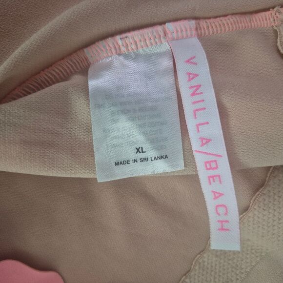 Vanilla Beach One-Piece Coral Pink Swimsuit W/ Scalloped Neckline - Size XL - Picture 6 of 6